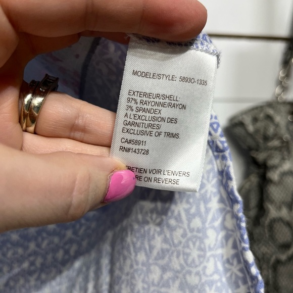 Tribal sleeveless blouse - Picture 4 of 8